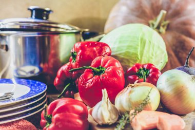 Sebze tabak ve Tencere Seti