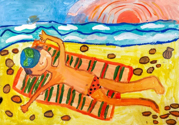 Dibujo infantil. El niño toma el sol en la playa —  Fotos de Stock