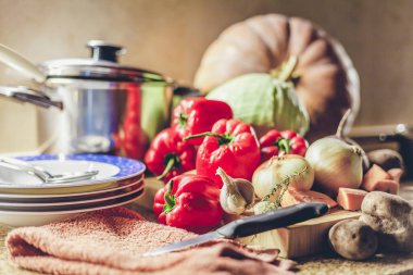 Sebze tabak ve Tencere Seti