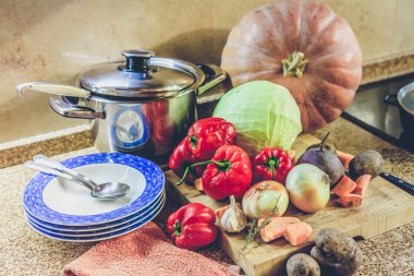 Sebze tabak ve Tencere Seti