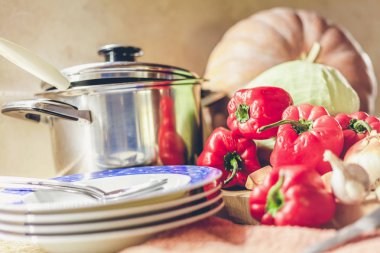 Sebze tabak ve Tencere Seti