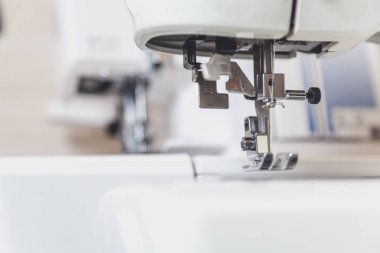 modern dikiş makinesi hareketli ana unsuru