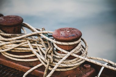 ip pier üzerine çift baba üzerinde yara