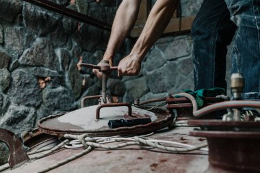 Eller vida kilit büyük tank Hatch sökün