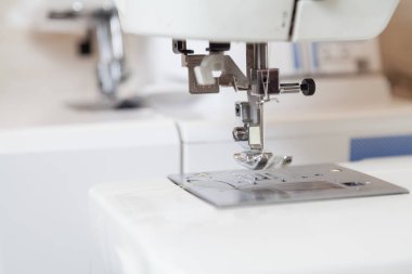 modern dikiş makinesi hareketli ana unsuru
