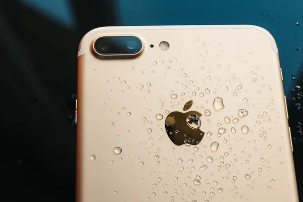 IPhone 7 Plus wodoodporny nowoczesny filtr — Zdjęcie stockowe