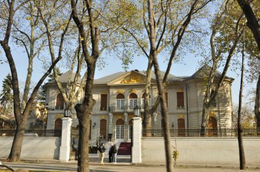 Bükreş'te Altın süslemeleri ile lüks villa