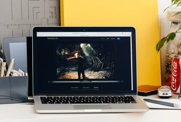 New MacBook Pro retina with touch bar — Stock Photo, Image