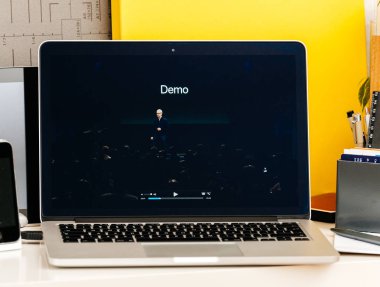 Demo Keynote Apple bilgisayar