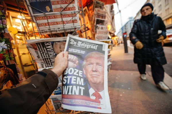 De Telegraaf Donald Trump neuer US-Präsident — Stockfoto