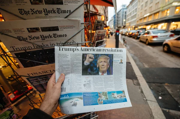 Prensa estadounidense Donald Trump nuevo presidente de EE.UU. — Foto de Stock