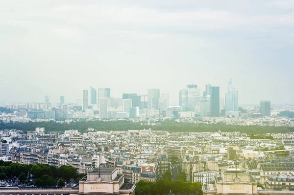 Paris skyline dengan La Defense di — Stok Foto