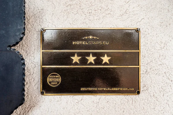 Логотип фасада гостиницы Hotelstars.eu — стоковое фото
