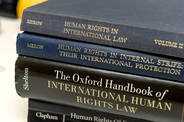 Stack Diverse human rights books law education university eam — Stock Photo, Image