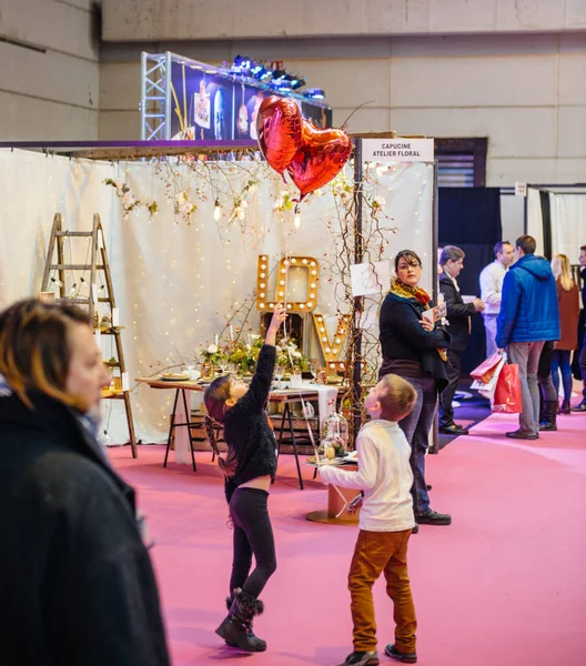 Dla dzieci zabawy Salon du małżeństwa ślub Targi Francja — Zdjęcie stockowe