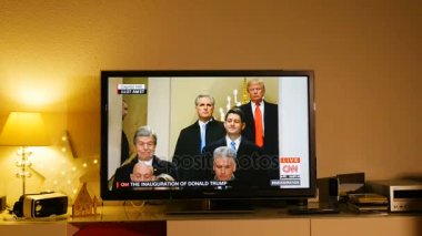 İzlerken Donald Trump'ın yemin törenine dostum