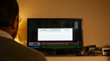 İzlerken Donald Trump'ın yemin törenine dostum