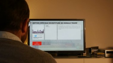 İzlerken Donald Trump'ın yemin törenine dostum