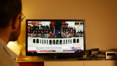 İzlerken Donald Trump'ın yemin törenine dostum