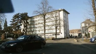 Yer altı otoparkı girme