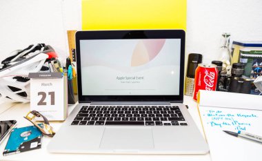 Apple'nın iphone Se ve 9,7