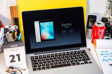 Apple'nın iphone Se ve 9,7