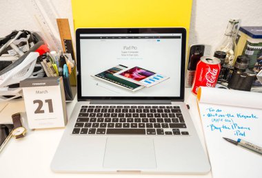 Apple'nın 'Let us döngü sen In' iphone Se ve 9,7