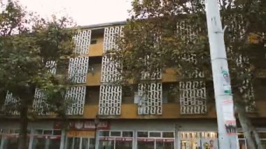 MAKO, HUNGARY - CIRCA 2016: Romanya sınırı yakınlarındaki Mako kentinin merkezi caddesi
