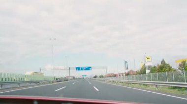 Macaristan ve Avusturya arasında sınır kapısı 