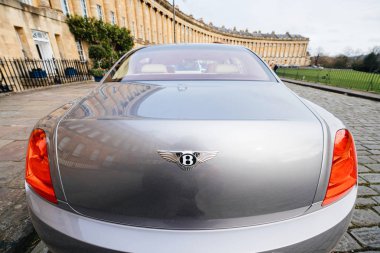Bentley Mulsanne Sedan araba ile Royal Crescent lüks BÜ
