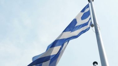 Avrupa Parlamentosu binanın fron Yunanistan bayrağı