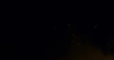 Renkli kuyruklu yıldız tarzı havai fişek