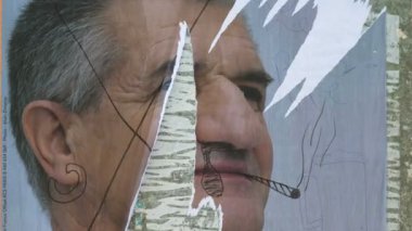 Strasbourg, Fransa - 10 Haziran 2017: Politik posterler reklam seçimleri çalıstayları francaises de 2017 Fransız yasama seçim Elsa Schalck