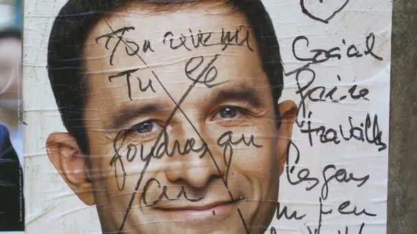 Strasbourg Francia Abr 2017 Carteles Oficiales Campaña Benoit Hamon Líder — Vídeo de stock