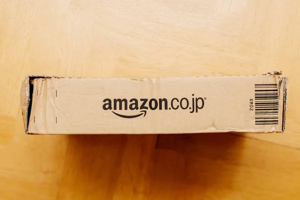 Amazon Japonya parsel karton — Stok fotoğraf