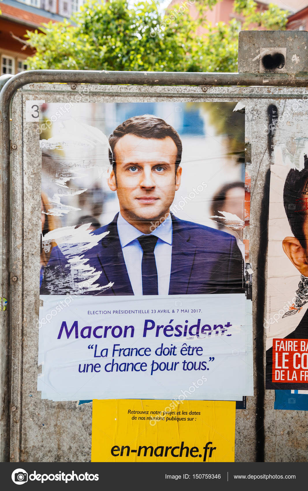 Affiches officielles de la campagne d'Emmanuel Macron — Photo