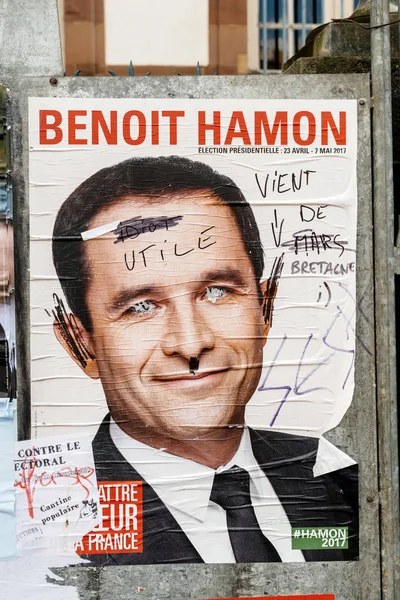 Benoit Hamon, 프랑스 대통령 선거 캠페인 포스터 반 — 스톡 사진