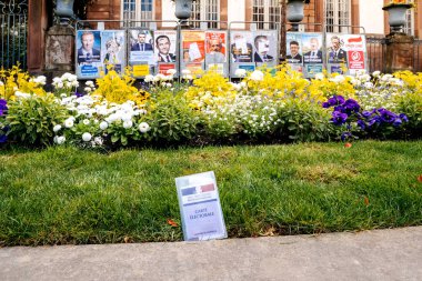 Strasbourg Belediye Binası seçmenlerin carte electorale kartı