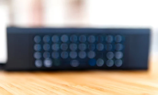 Moderne afstandsbediening met volledig toetsenbord qwerty — Stockfoto