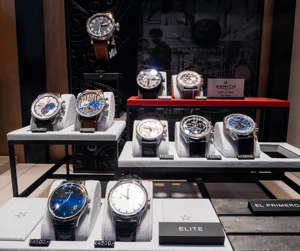 Luxury watch store with Swiss Made watches — Stock Photo, Image