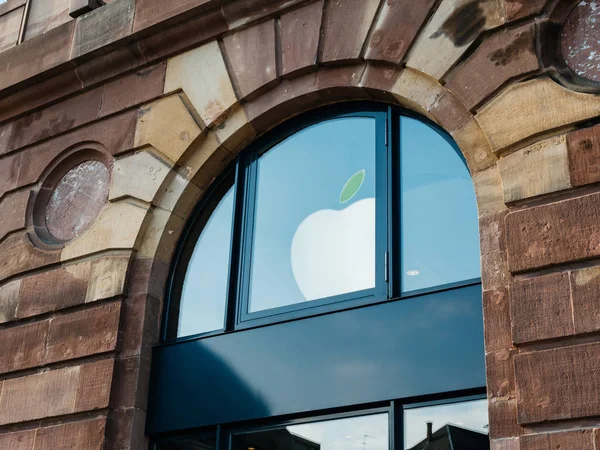 Ημέρα της γης Apple Store — Φωτογραφία Αρχείου