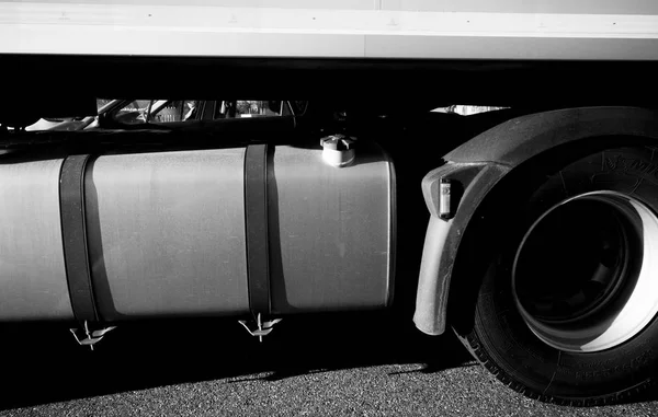 Daf トラックのガソリン タンクの詳細 — ストック写真