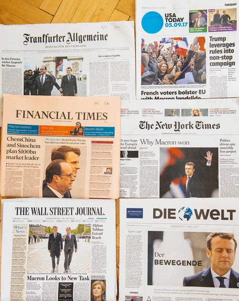 Periódico de prensa internacional múltiple con Emmanuel Macron Elec — Foto de Stock