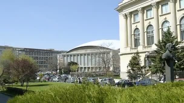 Concert gebouw in centrale Boekarest — Stockvideo