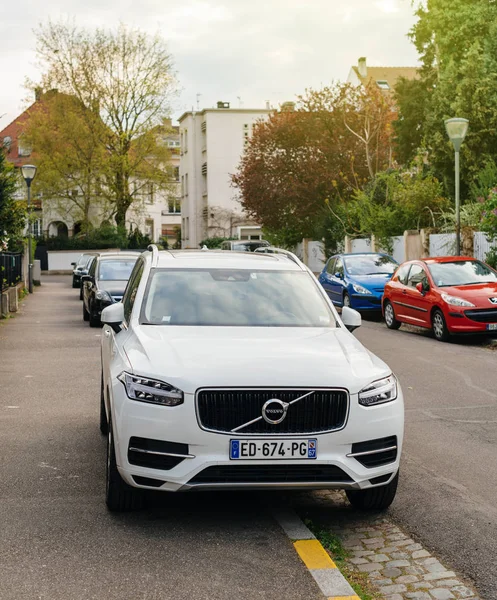 Najnowsze białe Volvo Xc90 Suv Volvo — Zdjęcie stockowe