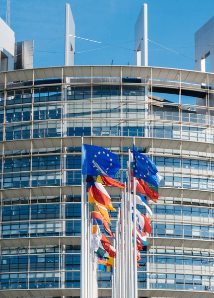 European Union Flag fly at half mast after Manchester terrorist — Stock Photo, Image