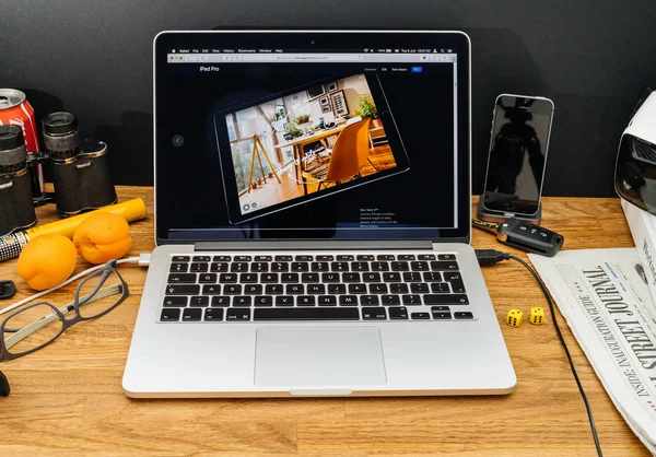 Apple Computers at WWDC latest announcements of iPad Pro — Stock Photo, Image