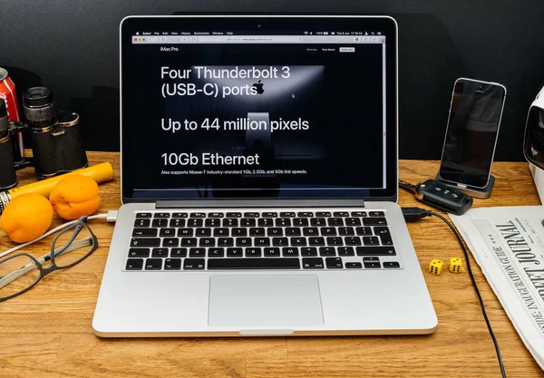 Apple Computers en WWDC los últimos anuncios de iMac Pro — Foto de Stock
