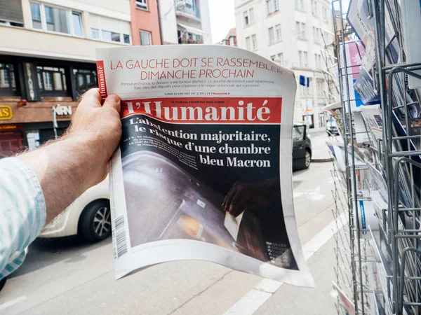 Reacções da imprensa francesa e internacional à legislação francesa — Fotografia de Stock