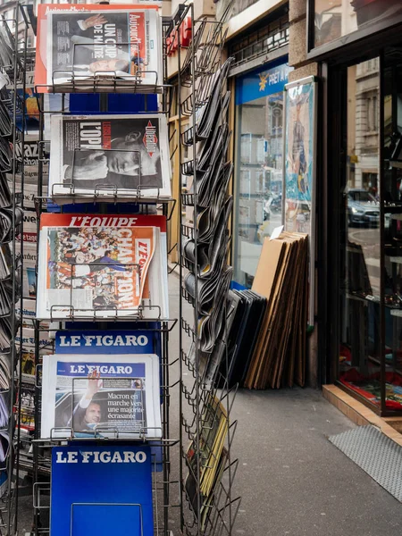 Reacções da imprensa francesa e internacional à legislação francesa — Fotografia de Stock